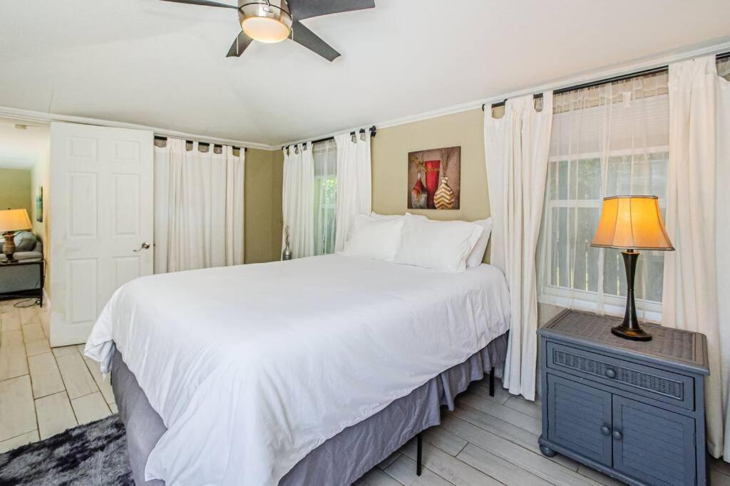 Villa Beautiful Pool House In Old Seminole Heights! Tampa Exterior foto