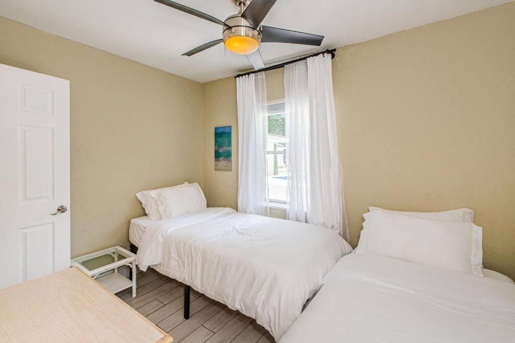 Villa Beautiful Pool House In Old Seminole Heights! Tampa Exterior foto